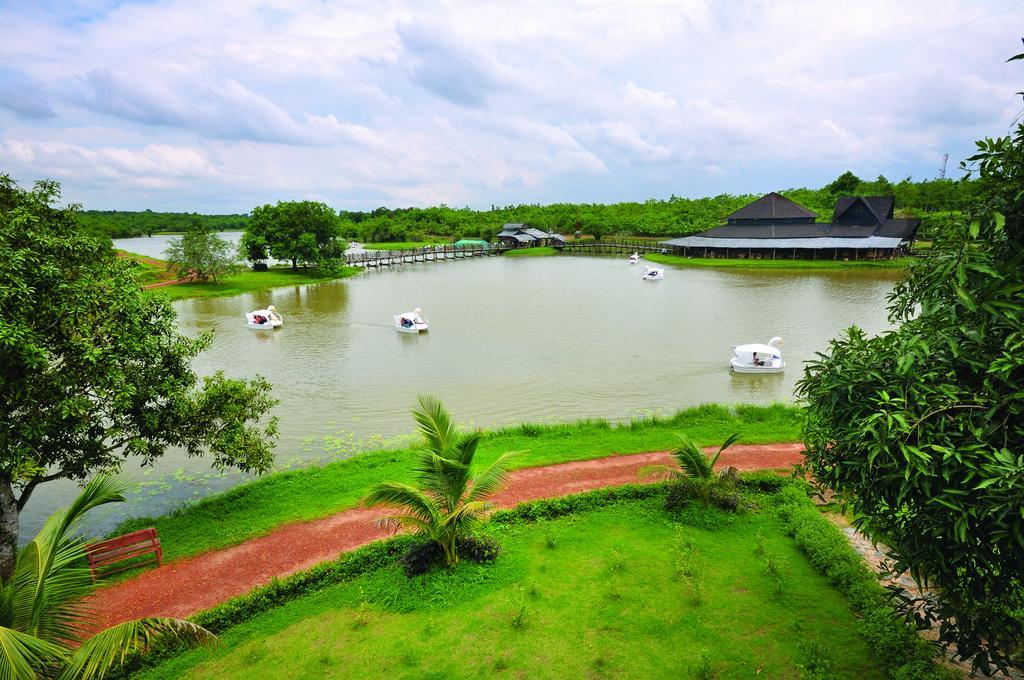 Kma Shwe Pyi Bago Resort Exterior photo